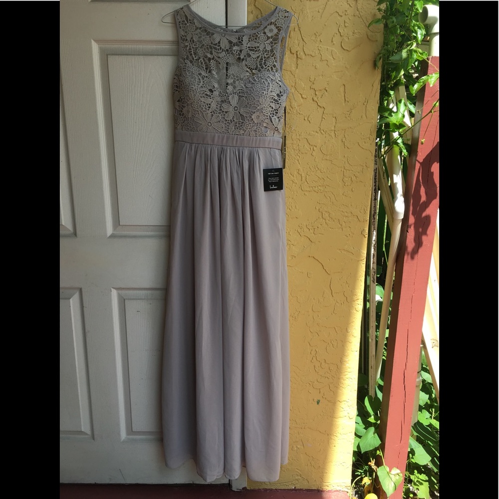 Long Dress Gray, Medium